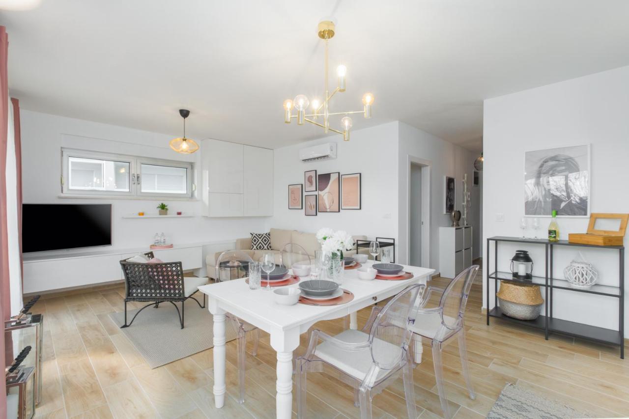 Apartment Eden Μεντουλίν Εξωτερικό φωτογραφία